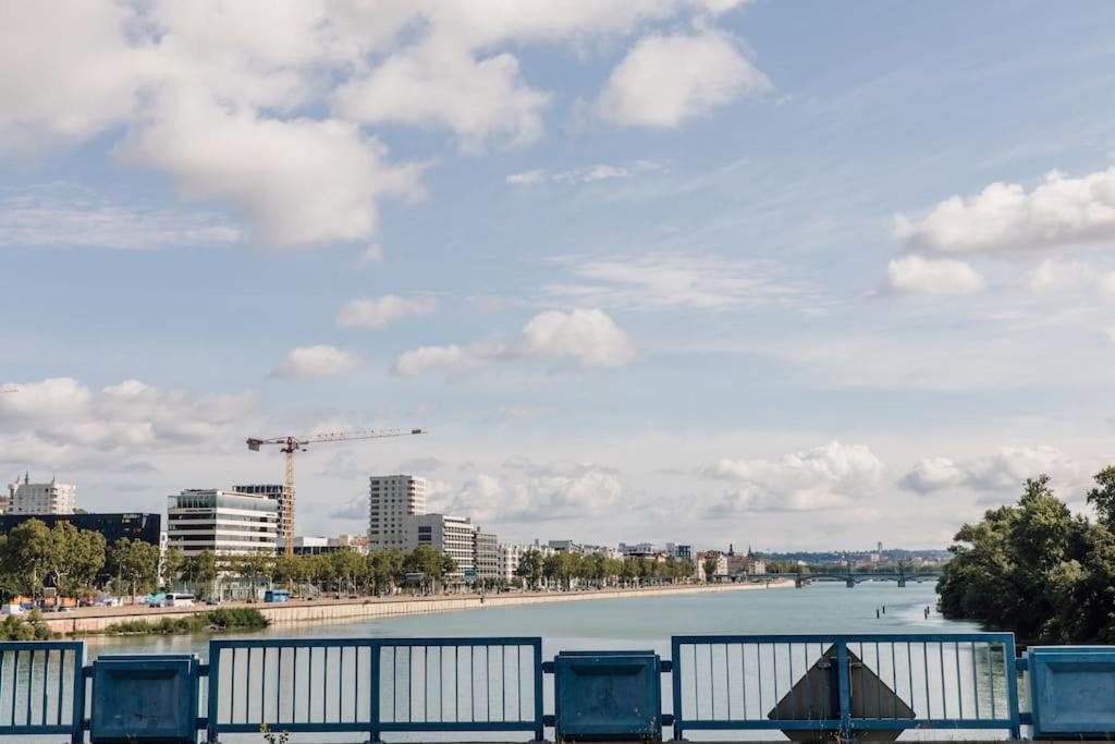 Studio Design Renove/ Berges Du Rhone ليون المظهر الخارجي الصورة